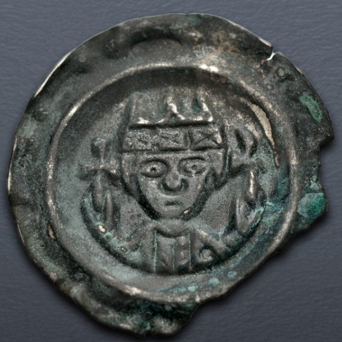 Friedrich II, ca. 1215-1254 Donauwörth royal mint - AR_Brakteate) 